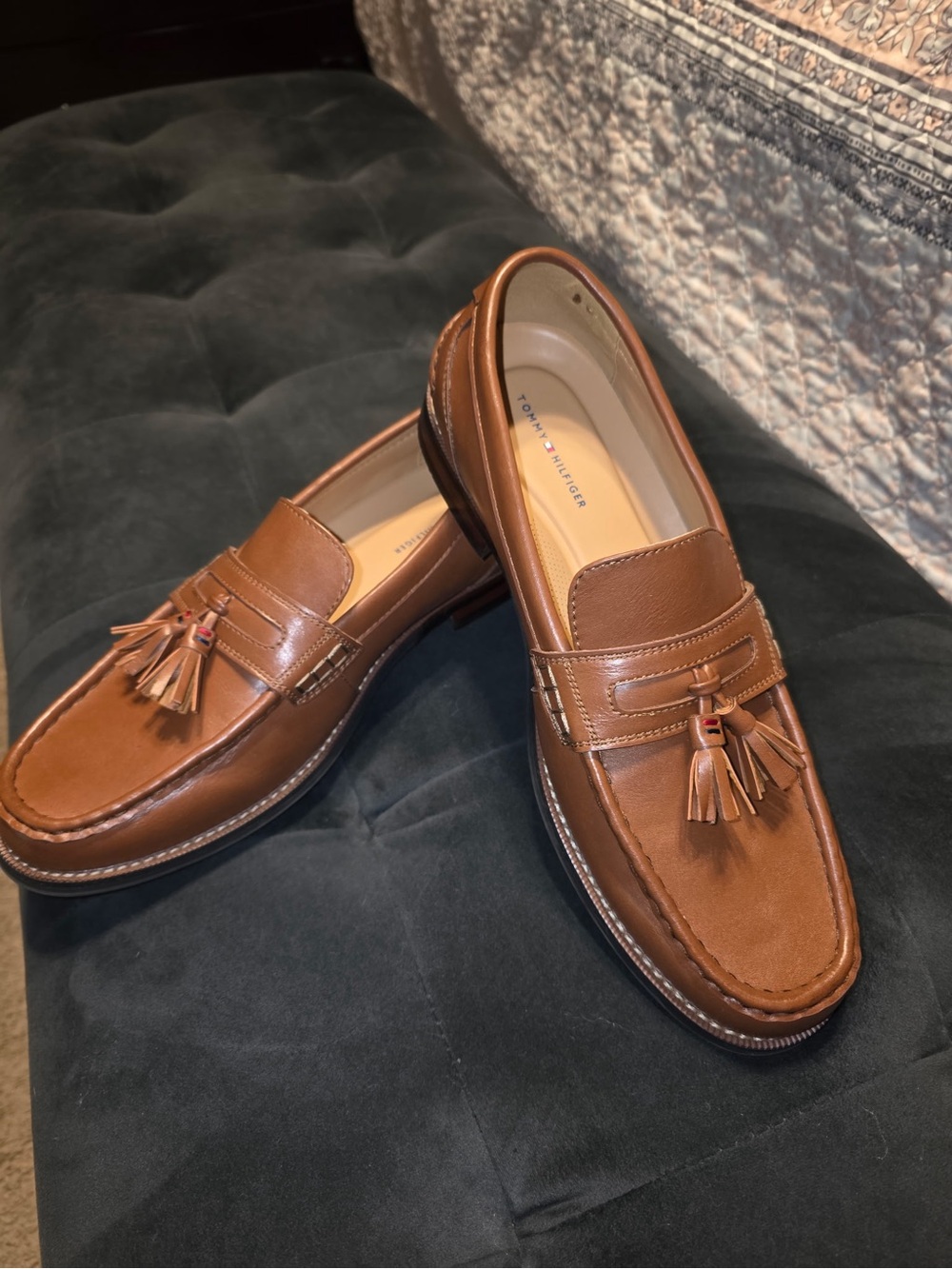 Tommy Hilfiger Men’s Tan Leather Tassel Penny Loafers